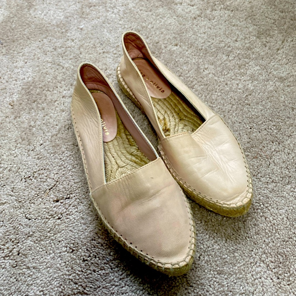 Alice & Olivia leather pointy flats